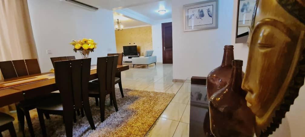 Bertha'S Court D-Plus Apartments กรีนฮิลล์ ภายนอก รูปภาพ