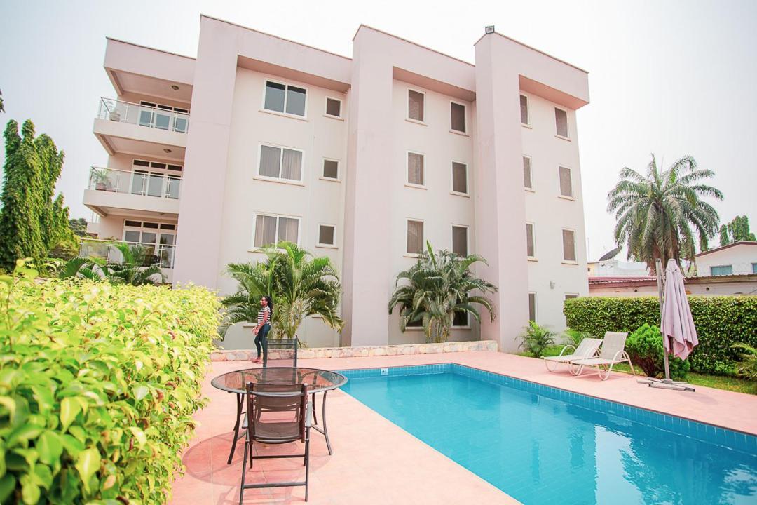 Bertha'S Court D-Plus Apartments กรีนฮิลล์ ภายนอก รูปภาพ