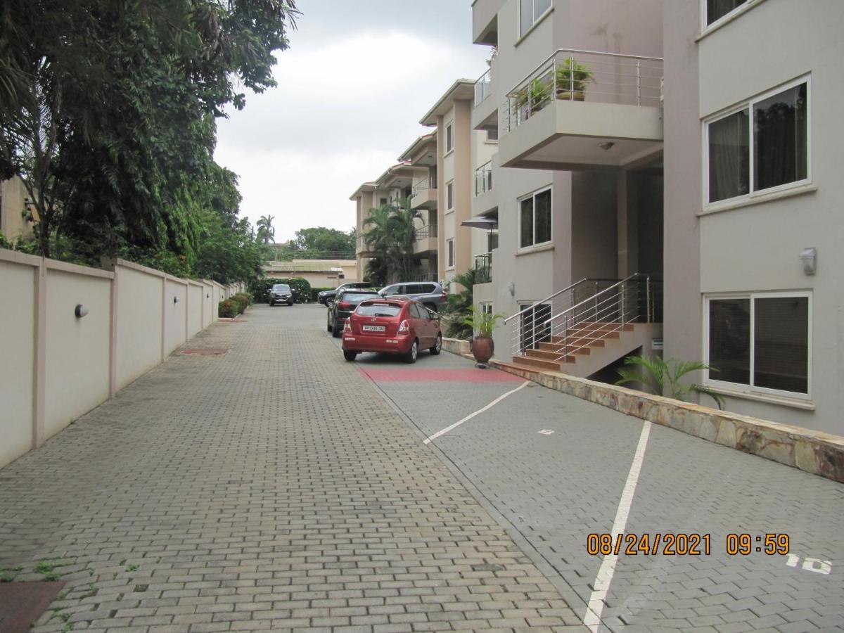 Bertha'S Court D-Plus Apartments กรีนฮิลล์ ภายนอก รูปภาพ