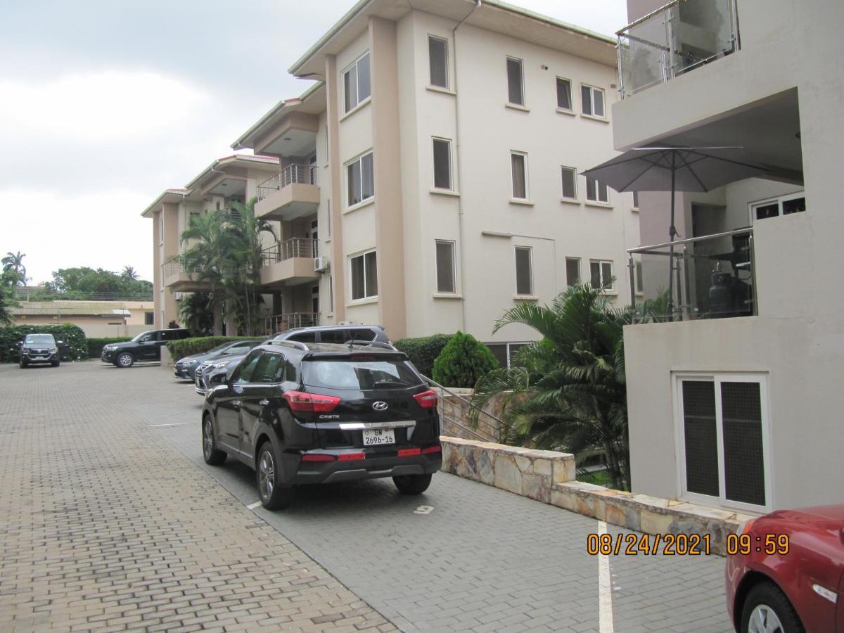 Bertha'S Court D-Plus Apartments กรีนฮิลล์ ภายนอก รูปภาพ