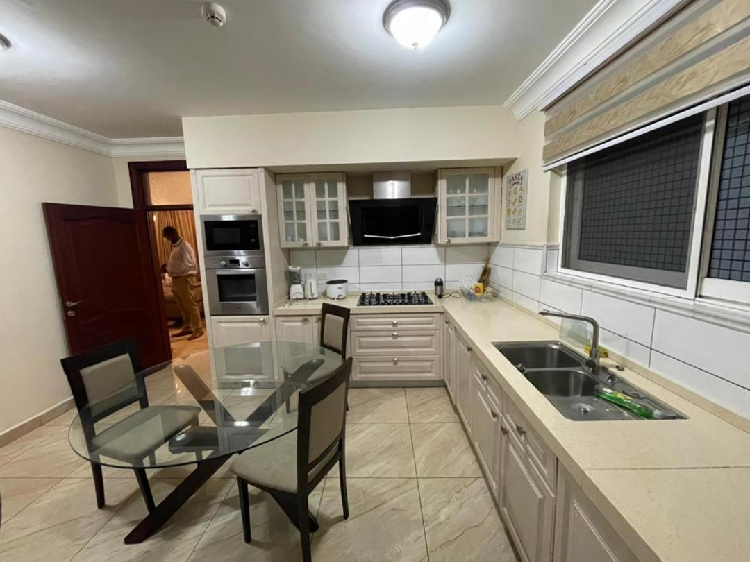 Bertha'S Court D-Plus Apartments กรีนฮิลล์ ภายนอก รูปภาพ